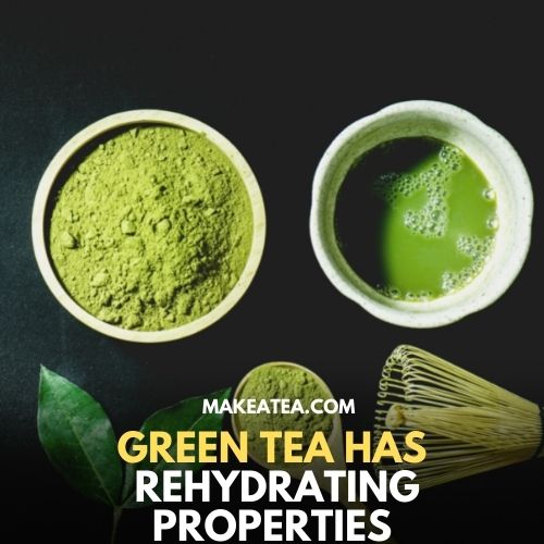 Green tea extracts in two bowls